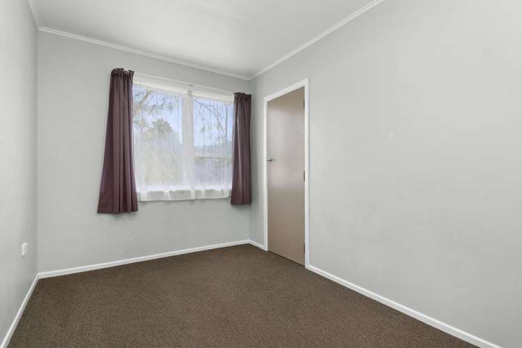 26 Momona Street Wainuiomata_12