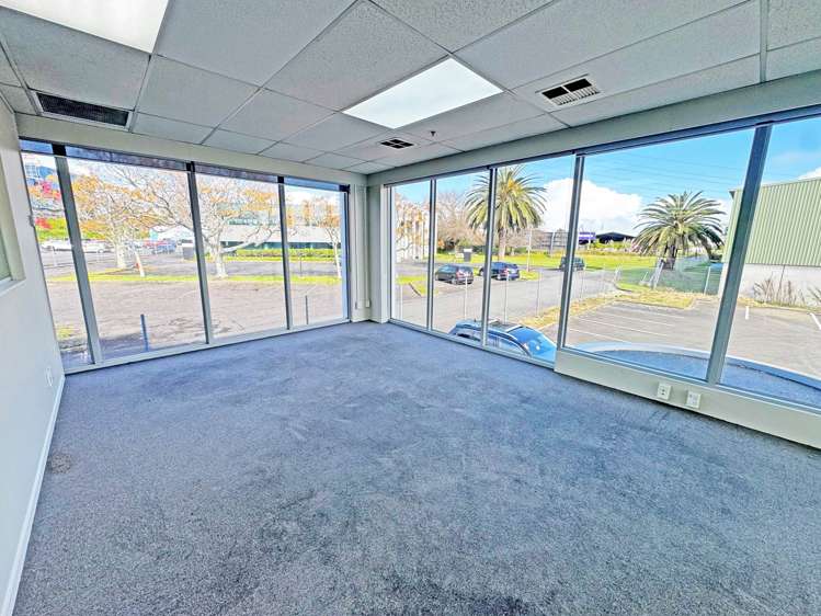 Unit 7/99 Carbine Road Mt Wellington_9