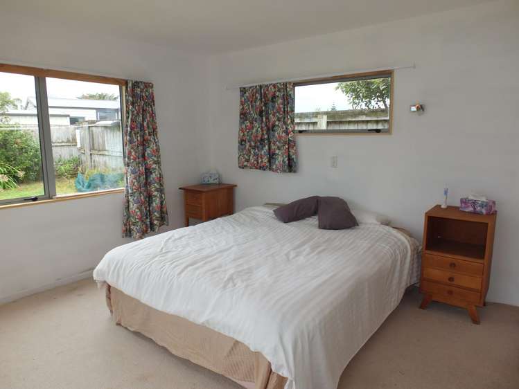 4 Muritai Grove Himatangi Beach_15