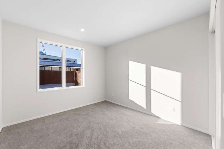 4/209 Hastings Street East Waltham_4