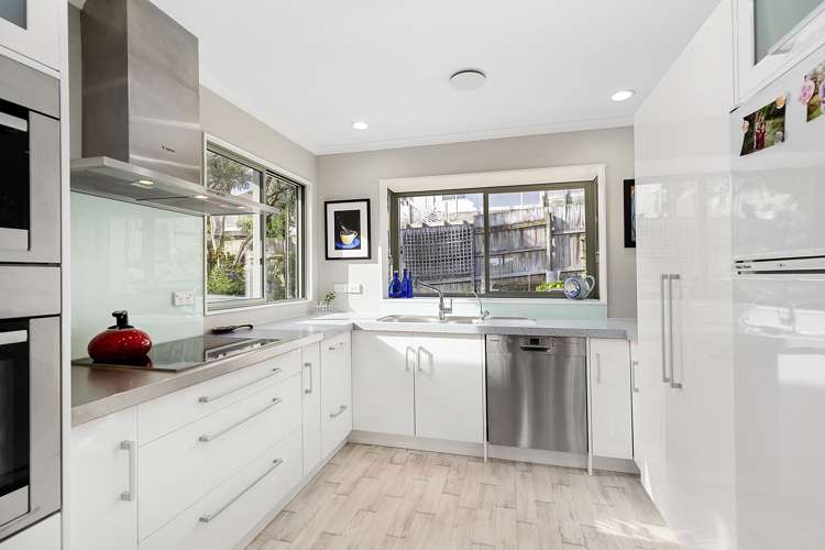 8 Romesdale Road Papakowhai_6