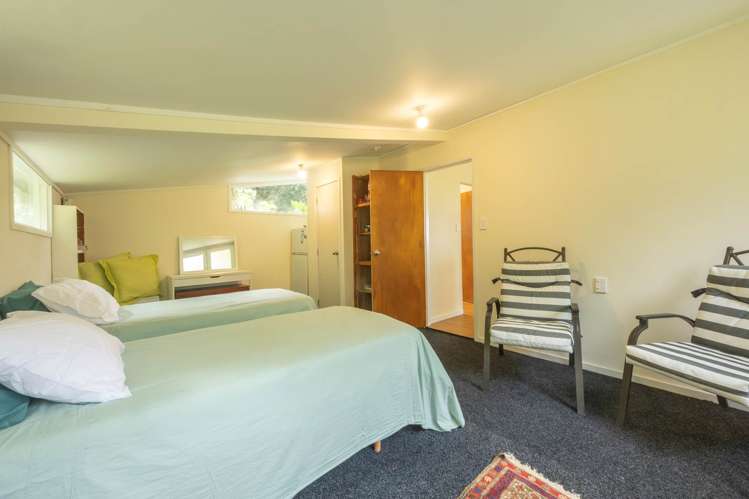 12 Seaview Road Piha_13