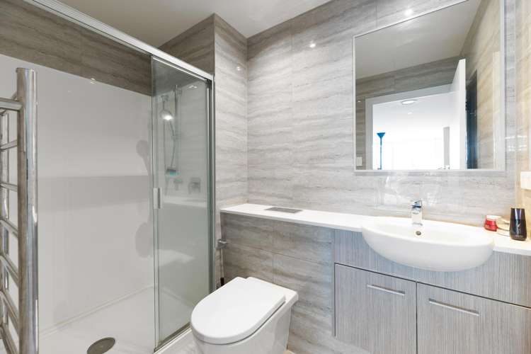 209/1 Rose Garden Lane Albany_8