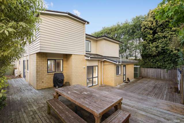 15a Mccracken Road Mount Wellington_1