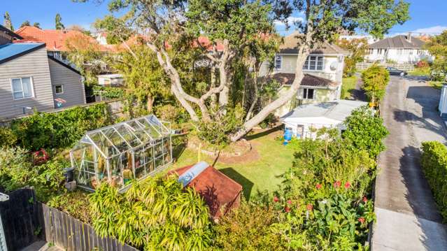 25 Fraser Road Narrow Neck_1