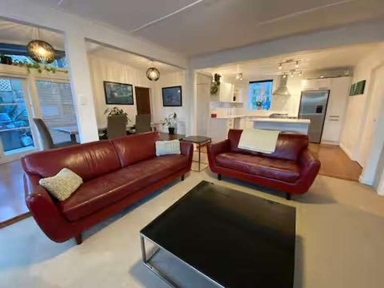 4 Outlook Road Greenhithe_7