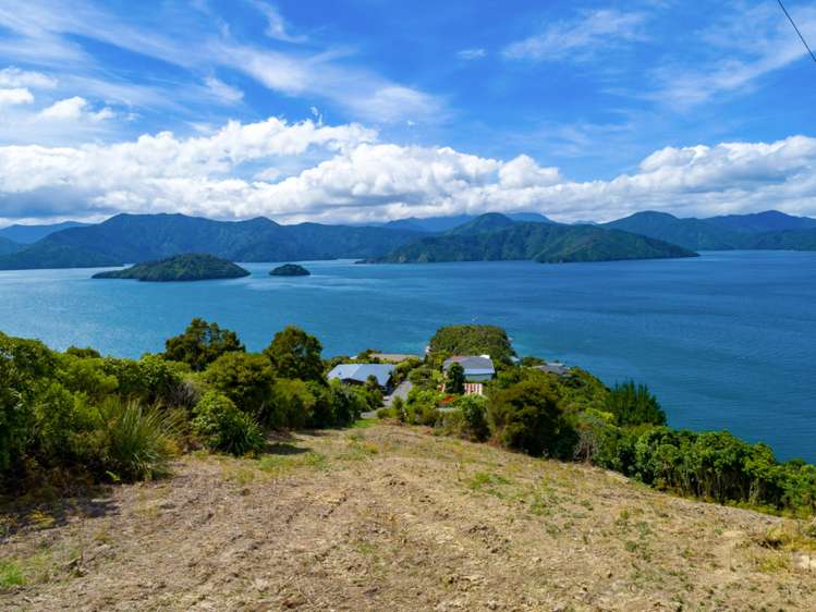 Karaka Point Waikawa_6