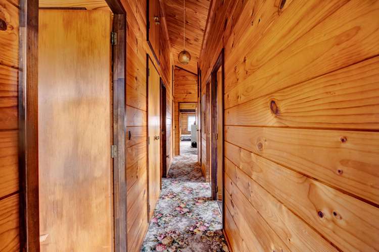 8 Ponderosa Place Opunake_10