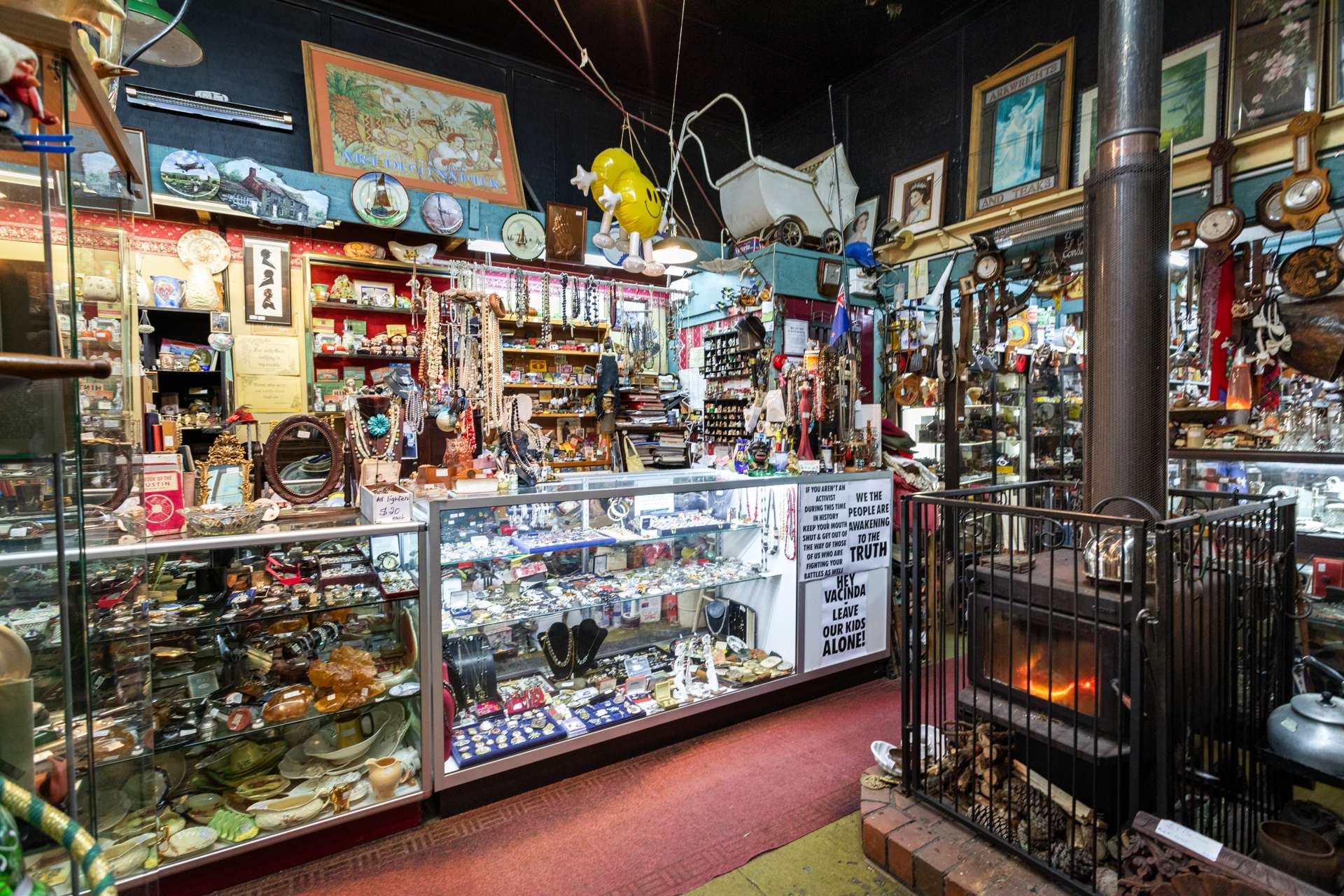 Arkwrights Antiques Paeroa_0