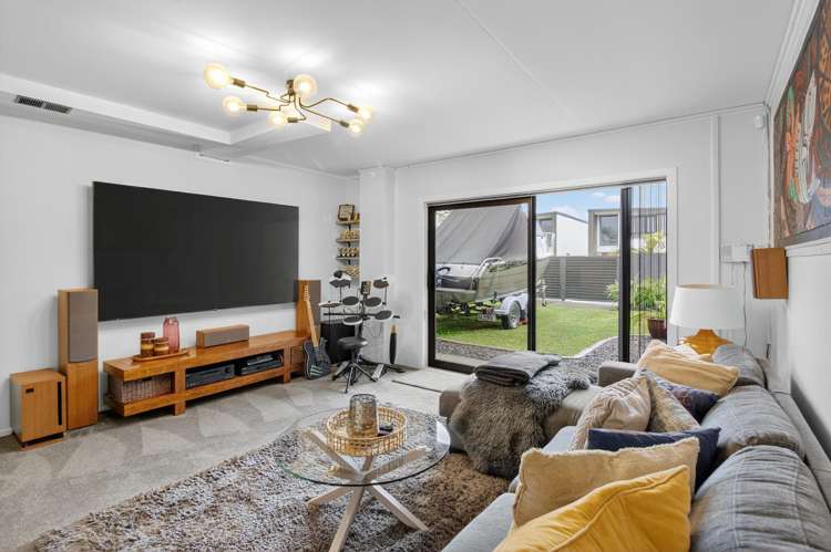 16 Clyside Avenue Half Moon Bay_20