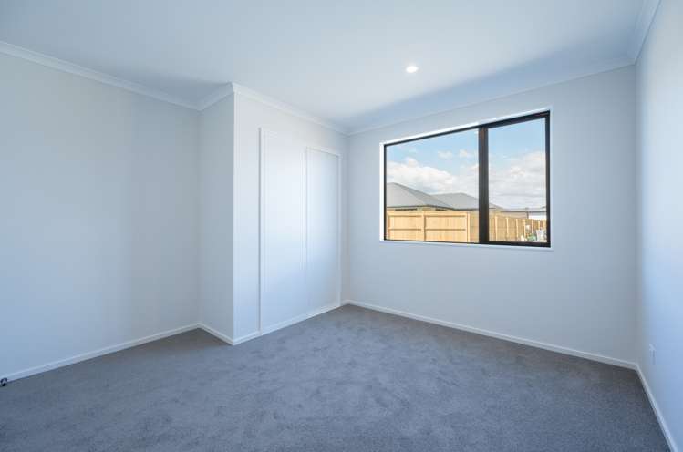 22 Woodley Road Richmond_15