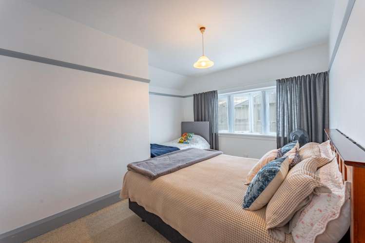 194 Le Cren Street Seaview_13