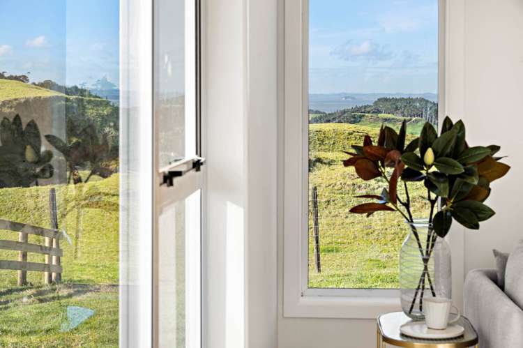 34 Te Kanae Road South Head_15