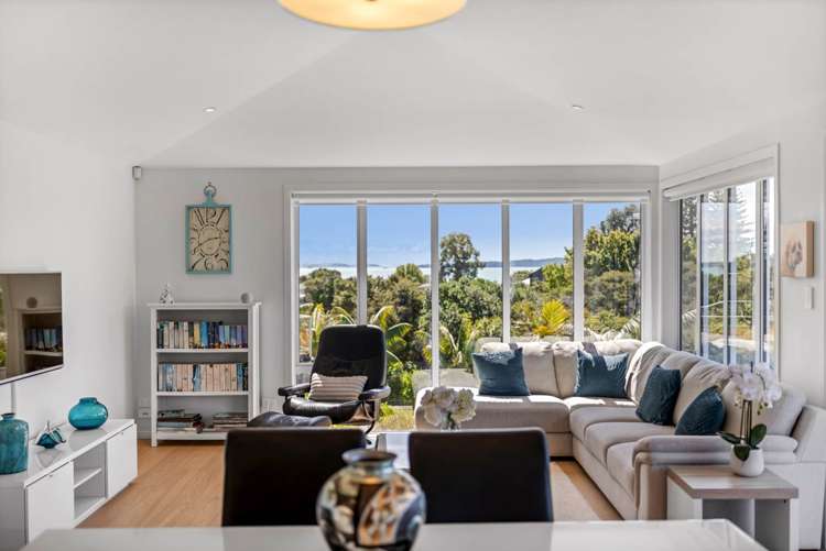 29 Omana Heights Drive Maraetai_2