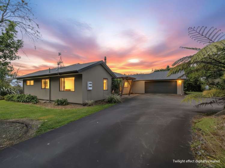 1955 Egmont Road_4