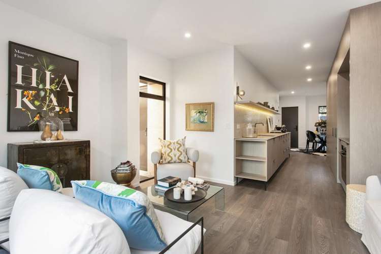 4/44 Winchester Street Merivale_2