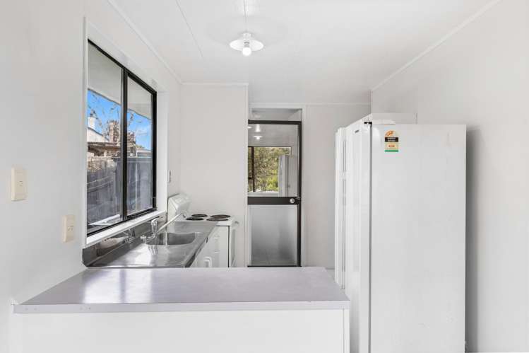 4/17 Glen Road Ranui_5