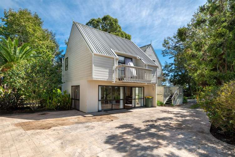 2162 State Highway 16 Helensville_1