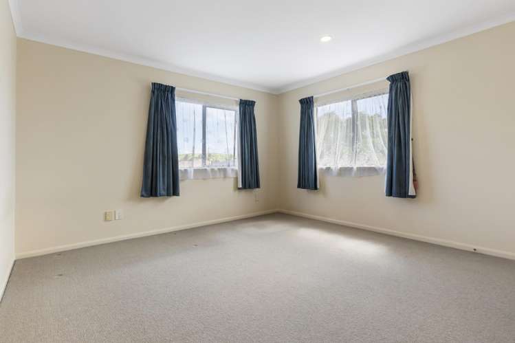2 Erne Crescent East Tamaki_17