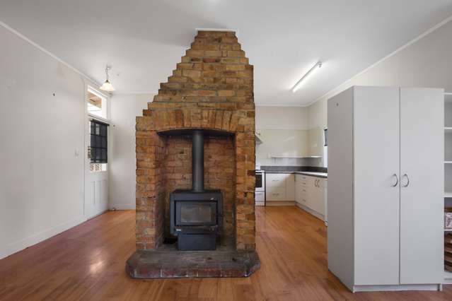 1 Russell Street Paeroa_2