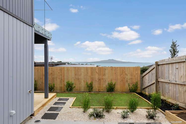 167 East Coast Road Castor Bay_17