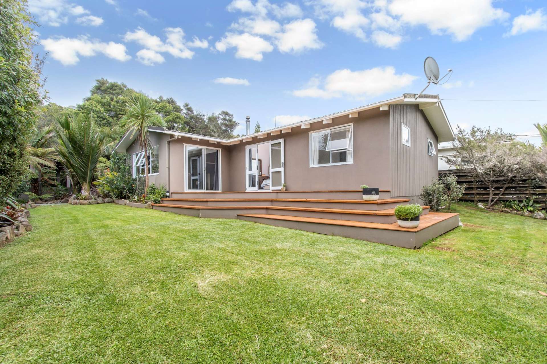 64 Te Henga Road Waitakere_0