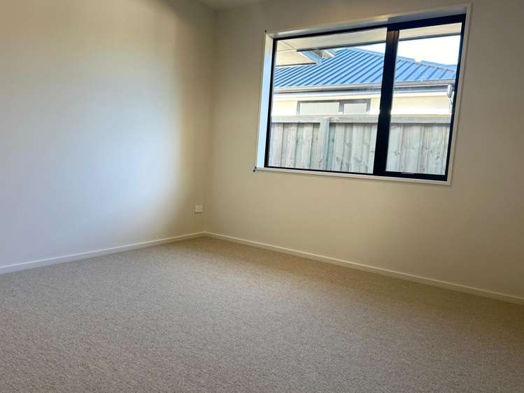 24 Derbridge Street Woodend_13