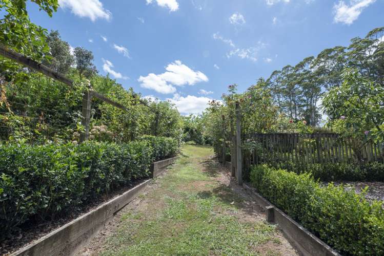 126 Lakeland Lane Pakaraka_12