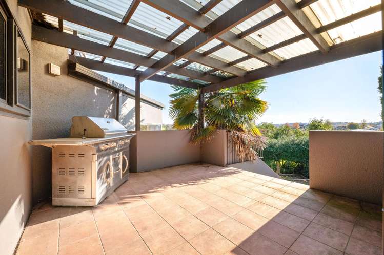 10 Strata View Western Heights_20