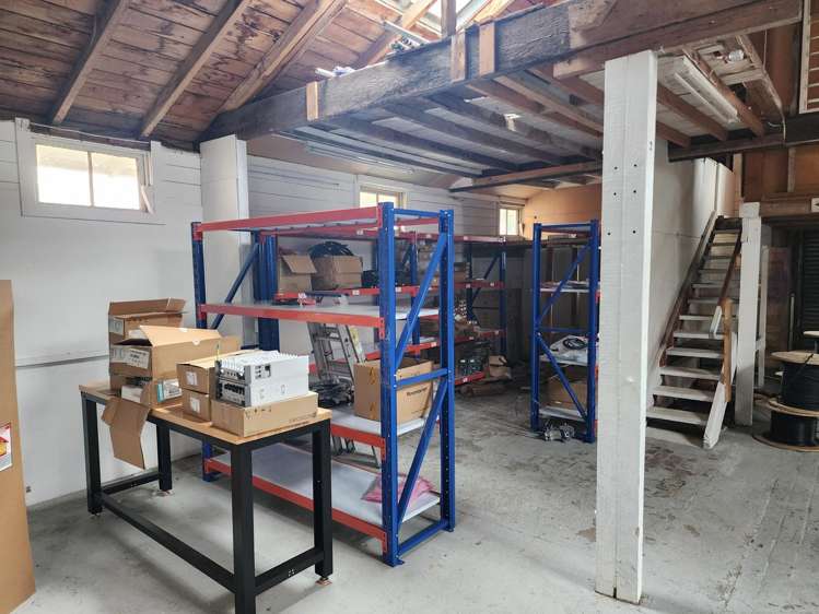 Whole Building/10 Tararua Street Trentham_6