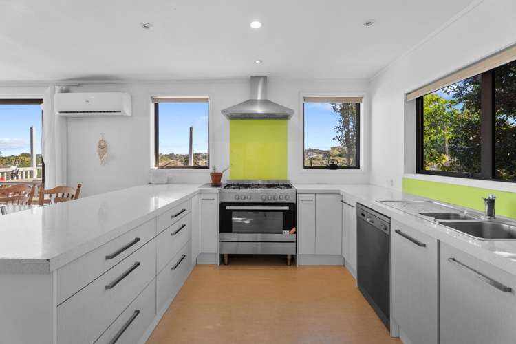 64 Jellicoe Parade Surfdale_5