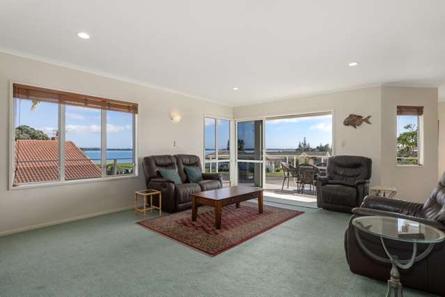 24 Kiriwai Place Matua_3