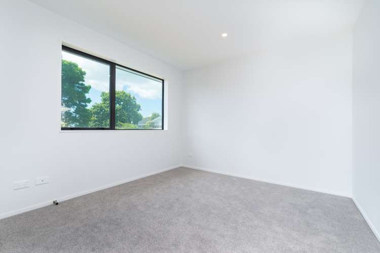8 Ti Kouka Place Te Atatu Peninsula_11