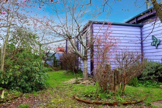 15 Wamphray Street Nightcaps_4