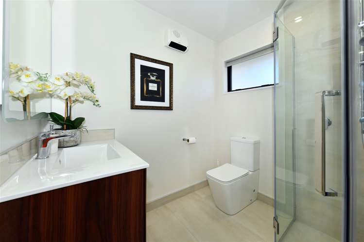 2/5 Jeffreys Road Fendalton_15