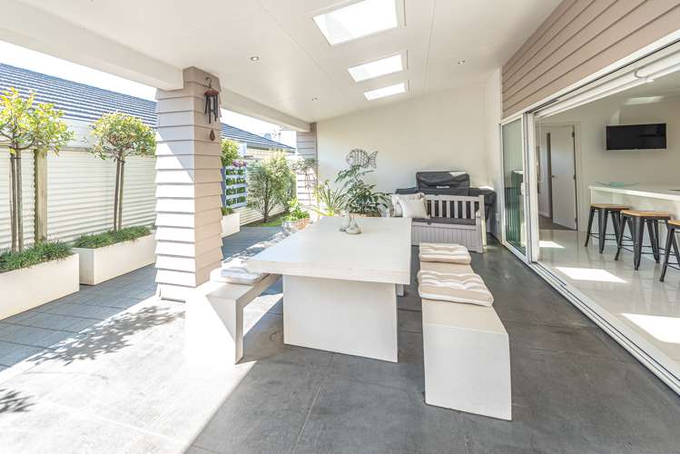 16 Egmont Street Patea_23