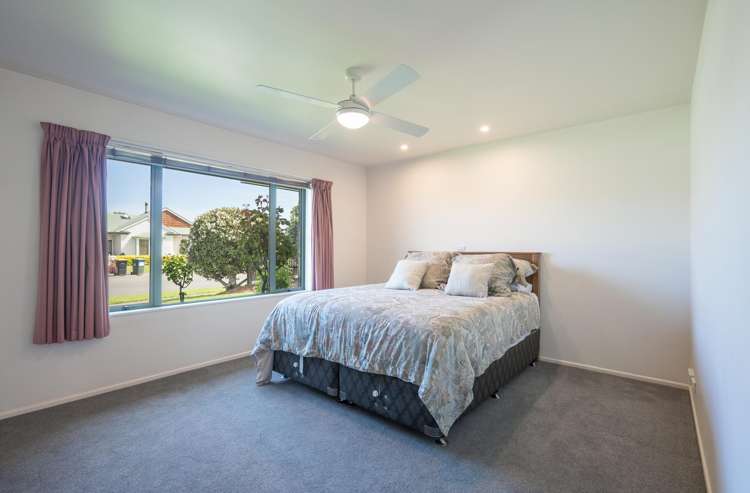 2 Fell Place Stoke_11