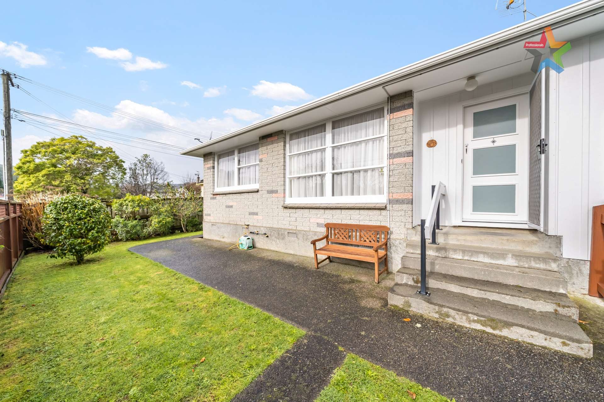 8a Poole Crescent Wainuiomata_0