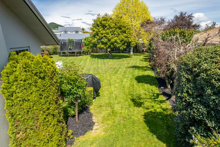 6 Balou Place Richmond_24