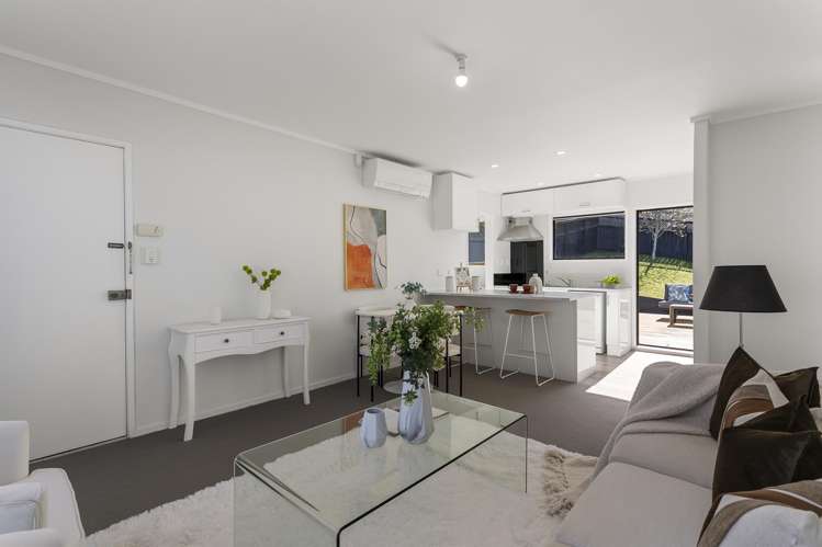 2/6 Amy Street Ellerslie_14