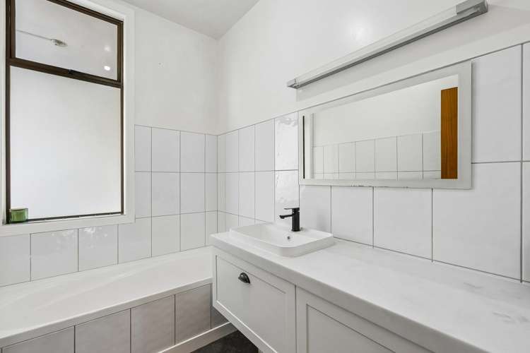 28 Stirling Street Andersons Bay_11