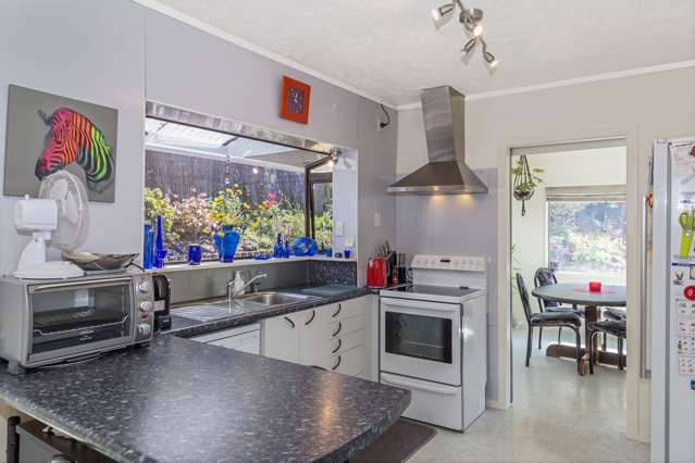 12 Beverley Road Stanmore Bay_3