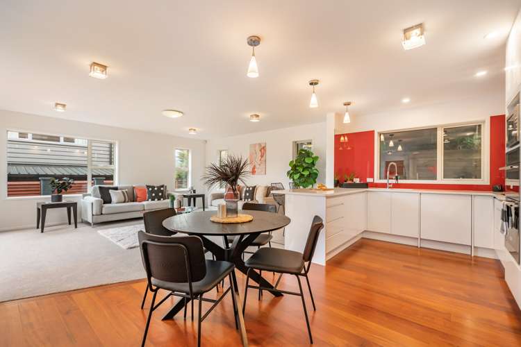 74f Heretaunga Square Silverstream_8