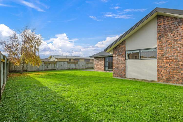 8 Geneva Terrace Kelvin Grove_13