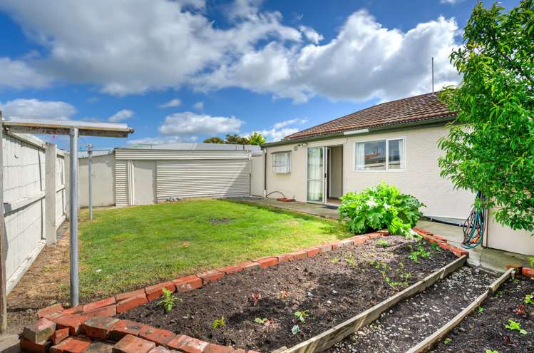 1/10 Neill Street Hornby_14