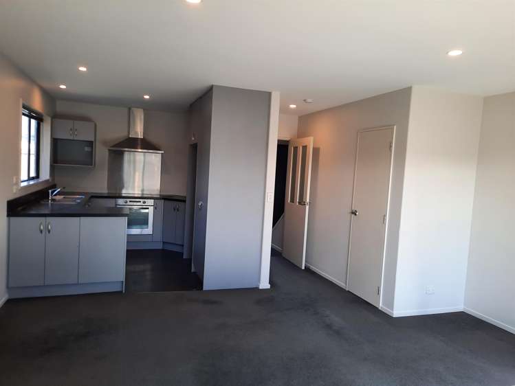 8c Charles Street Waltham_3