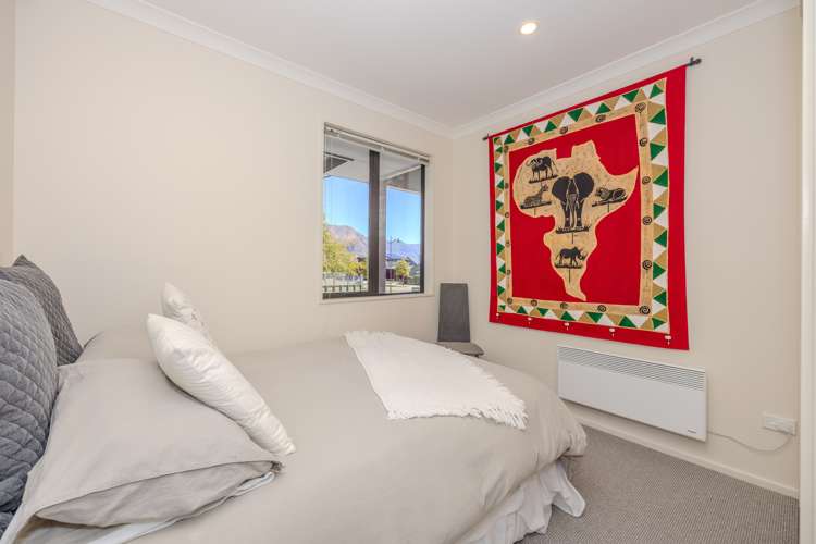 32 Infinity Drive Wanaka_11