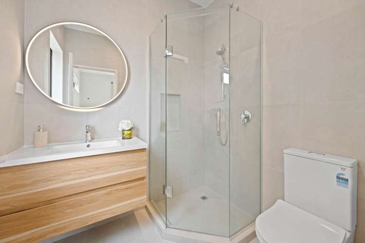 35 Toanui Road Hobsonville_16