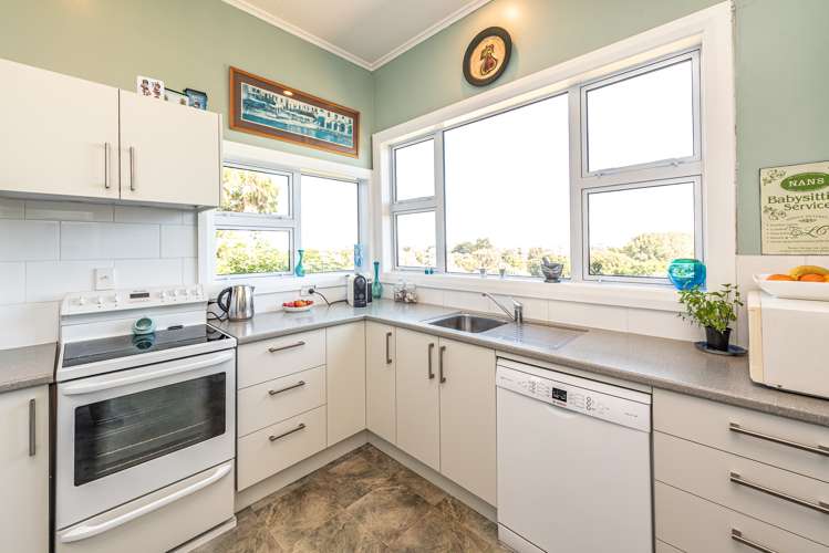 15 Toi Street Tawhero_10