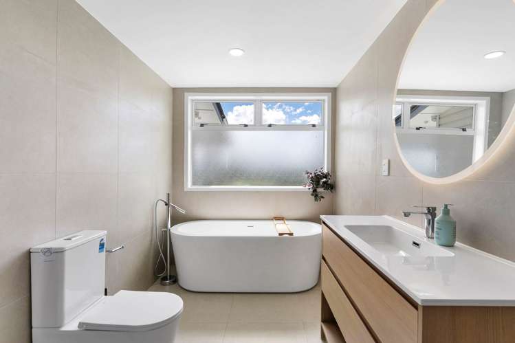 1402 Glenbrook Road Glenbrook_25